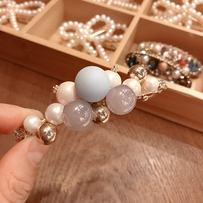 Charming Pearl Hair Clip for Soft, Trendy Looks