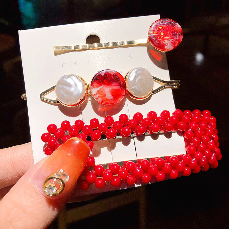 Classic Pearl Clip Set for Soft, Pretty Looks