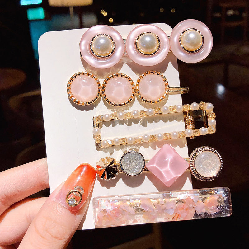 Classic Pearl Clip Set for Soft, Pretty Looks