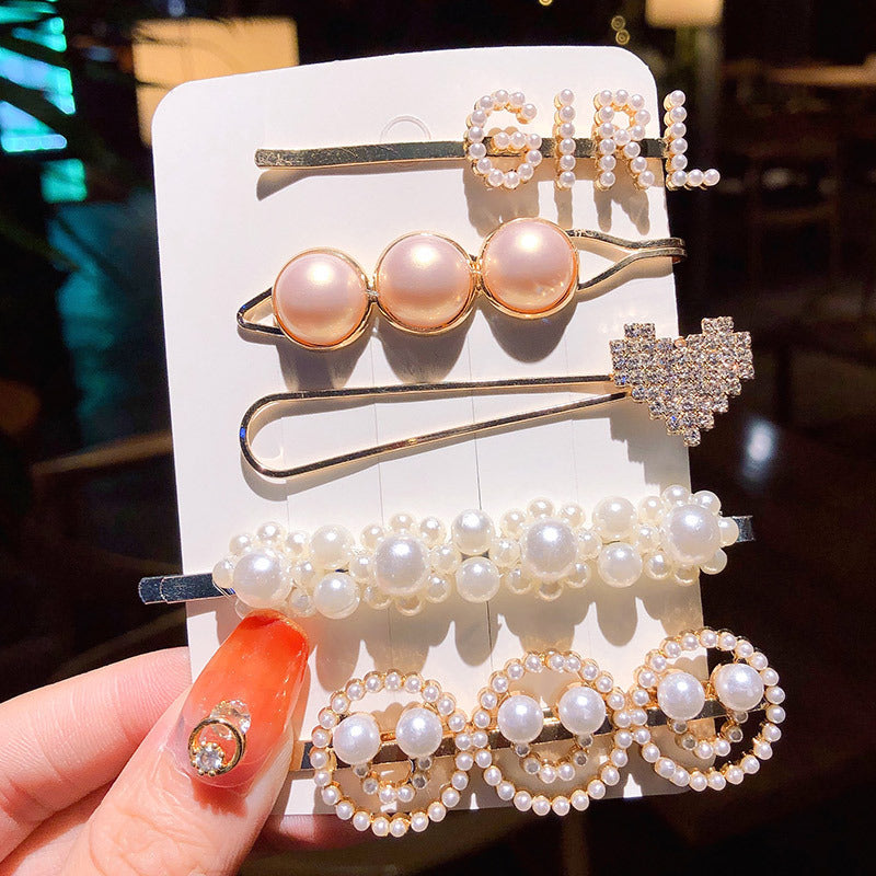 Classic Pearl Clip Set for Soft, Pretty Looks