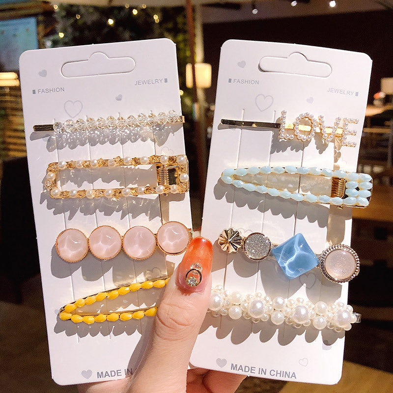 Classic Pearl Clip Set for Soft, Pretty Looks